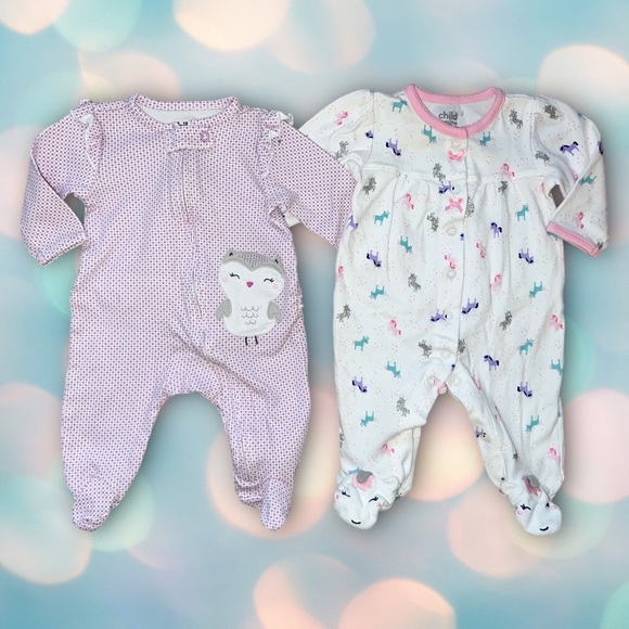 Carter’s Baby Girl’s Sleeper Footie Pajamas Size 0-3 Months - Picture 1 of 3